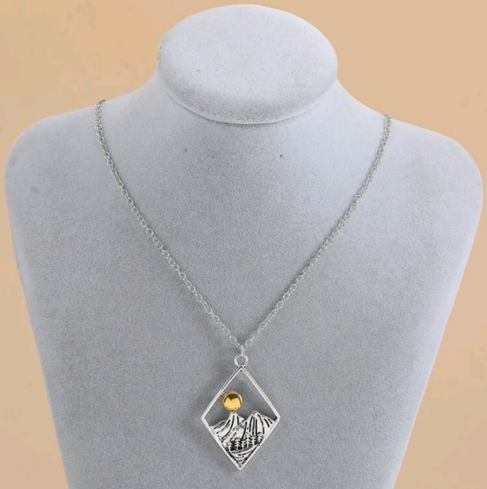 🍉5 for $25* Mountain Sun Charm Necklace